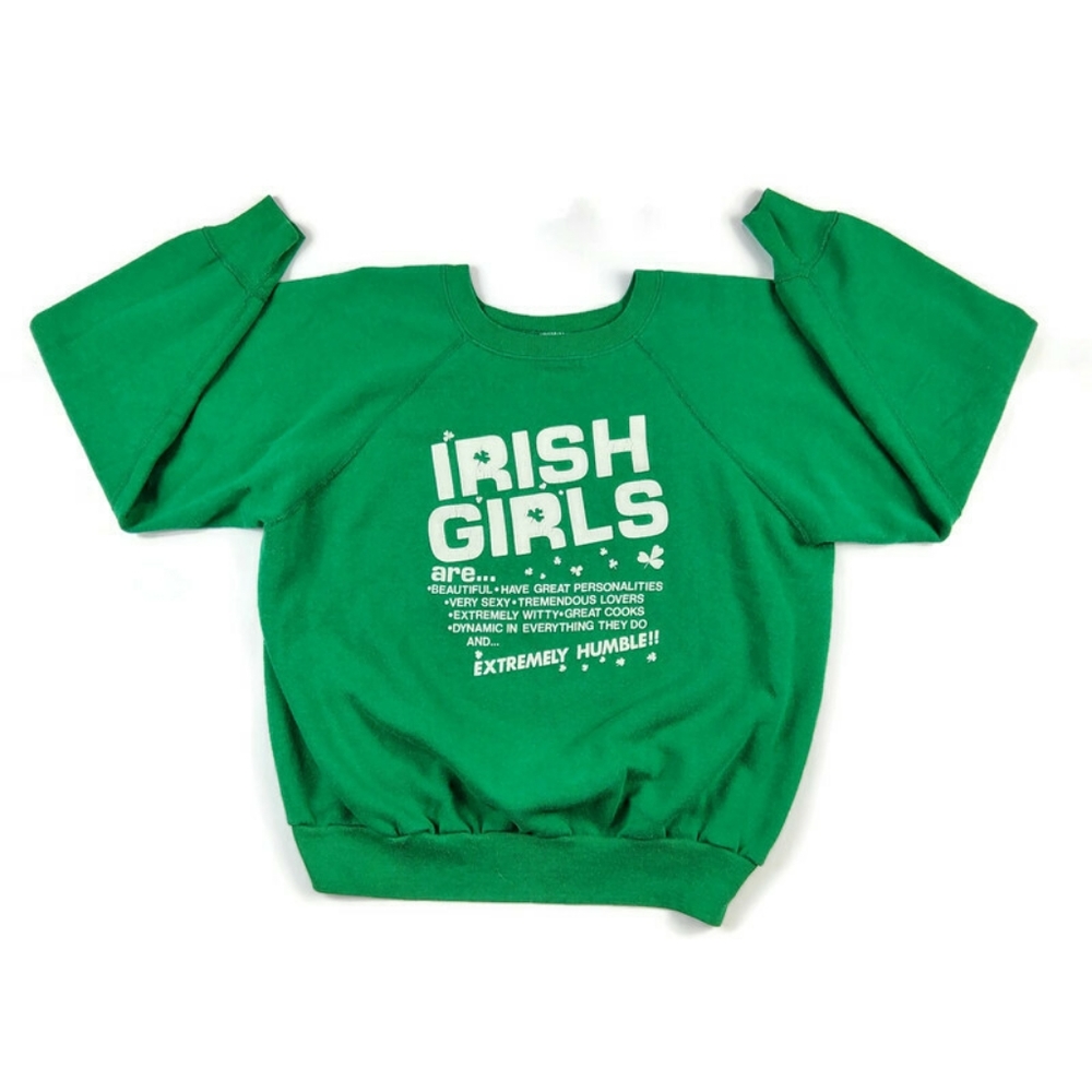 Vtg 80's Woman's Saint Patricks Day "Irish Girls" Front Graphic Pull Over